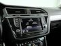 Volkswagen Tiguan 1.4 TSI Connected Series | Panoramadak | Parkeercamera | Stoelverwarming