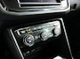 Volkswagen Tiguan 1.4 TSI Connected Series | Panoramadak | Parkeercamera | Stoelverwarming