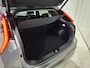 Kia Niro Hybrid 1.6 GDi DynamicPlusLine Stoel en Stuur verwarming, Schuif kantel dak, Apple Carplay/Android Auto, Navigatie, Camera.