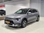Kia Niro Hybrid 1.6 GDi DynamicPlusLine Stoel en Stuur verwarming, Schuif kantel dak, Apple Carplay/Android Auto, Navigatie, Camera.