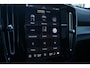 Volvo XC40 Recharge P8 AWD R-Design | Panoramadak | 20" Lichtmetalen velgen | Warmtepomp | Apple carplay/ Android auto | Electronic Climate Control | Verwarmde voorstoelen |