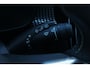 Volvo XC40 Recharge P8 AWD R-Design | Panoramadak | 20" Lichtmetalen velgen | Warmtepomp | Apple carplay/ Android auto | Electronic Climate Control | Verwarmde voorstoelen |
