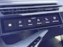 Peugeot 5008 1.6 Plug-in Hybrid 195 Allure 7p | Stoel- en Stuurwielverwarming | 360 Camera | Adaptive Cruise Control | Trekhaak Afneembaar |