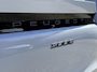 Peugeot 5008 1.6 Plug-in Hybrid 195 Allure 7p | Stoel- en Stuurwielverwarming | 360 Camera | Adaptive Cruise Control | Trekhaak Afneembaar |