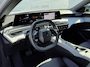 Peugeot 5008 1.6 Plug-in Hybrid 195 Allure 7p | Stoel- en Stuurwielverwarming | 360 Camera | Adaptive Cruise Control | Trekhaak Afneembaar |