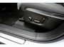 Volvo XC40 B4 Plus Dark | Trekhaak | Verwarmbare voorstoelen, stuurwiel en voorruit | Premium audio by Harman Kardon | Apple carplay/Android auto
