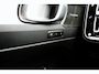 Volvo XC40 B4 Plus Dark | Trekhaak | Verwarmbare voorstoelen, stuurwiel en voorruit | Premium audio by Harman Kardon | Apple carplay/Android auto