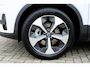 Volvo XC40 B4 Plus Dark | Trekhaak | Verwarmbare voorstoelen, stuurwiel en voorruit | Premium audio by Harman Kardon | Apple carplay/Android auto