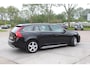 Volvo V60 2.0 D4 Nordic+ NETTE AUTOMAAT DEALER ONDERHOUDEN TREKHAAK VOL OPTIES