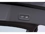 Volvo XC40 2.0 B3 Plus Black Edition | Pilot Assist | Harman/Kardon | BLIS | Stoel- stuurverwarming | 20 inch