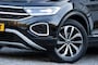 Volkswagen T-Roc 1.5 TSI Style - 150 pk **IQ Light / Camera / Massage / Carplay / Side Assist