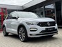 Volkswagen T-Roc 1.5 TSI AUT. *!* 3x R-LINE *!* PANODAK/ BEATS/ VIRTUAL/ 19 INCH/ CARPLAY *!*