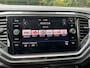 Volkswagen T-Roc 1.5 TSI 150pk Automaat Navi, ACC, 18" LMV, Trekhaak afn.