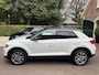 Volkswagen T-Roc 1.5 TSI 150pk Automaat Navi, ACC, 18" LMV, Trekhaak afn.