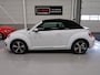 Volkswagen Beetle Cabriolet 1.2 TSI Sound Automaat Fender App connect Camera Stoelverwarming Xenon Led Airco-ecc Navigatie Boekjes aanwezig Windscherm 18 inch Twister velgen