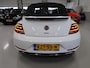 Volkswagen Beetle Cabriolet 1.2 TSI Sound Automaat Fender App connect Camera Stoelverwarming Xenon Led Airco-ecc Navigatie Boekjes aanwezig Windscherm 18 inch Twister velgen