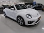 Volkswagen Beetle Cabriolet 1.2 TSI Sound Automaat Fender App connect Camera Stoelverwarming Xenon Led Airco-ecc Navigatie Boekjes aanwezig Windscherm 18 inch Twister velgen