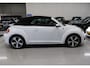 Volkswagen Beetle Cabriolet 1.2 TSI Sound Automaat Fender App connect Camera Stoelverwarming Xenon Led Airco-ecc Navigatie Boekjes aanwezig Windscherm 18 inch Twister velgen