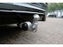 Volvo XC60 T6 Plug-in hybrid AWD Ultra Dark | Luchtvering | Panoramadak | Trekhaak | Verwarmbare voorstoelen en stuurwiel | Verwarmde achterbank | Head-up display | 360 graden camera | Premium audio by Harman Kardon | Adaptieve cruise control & pilot assist | Volledig elektrisch verstelbare stoelen met geheugen