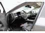 Volvo XC60 T6 Plug-in hybrid AWD Ultra Dark | Luchtvering | Panoramadak | Trekhaak | Verwarmbare voorstoelen en stuurwiel | Verwarmde achterbank | Head-up display | 360 graden camera | Premium audio by Harman Kardon | Adaptieve cruise control & pilot assist | Volledig elektrisch verstelbare stoelen met geheugen