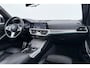 BMW 3-Serie Touring 320i High Executive M-Sport | Trekhaak | Panoramadak | CarPlay | Leer | Sportstoelen | Stoelverwarming |