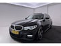 BMW 3-Serie Touring 320i High Executive M-Sport | Trekhaak | Panoramadak | CarPlay | Leer | Sportstoelen | Stoelverwarming |