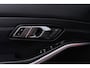 BMW 3-Serie Touring 320i High Executive M-Sport | Trekhaak | Panoramadak | CarPlay | Leer | Sportstoelen | Stoelverwarming |