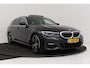 BMW 3-Serie Touring 320i High Executive M-Sport | Trekhaak | Panoramadak | CarPlay | Leer | Sportstoelen | Stoelverwarming |