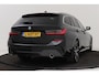 BMW 3-Serie Touring 320i High Executive M-Sport | Trekhaak | Panoramadak | CarPlay | Leer | Sportstoelen | Stoelverwarming |