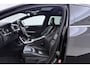 Volvo V60 2.0 T4 Business Sport R-Design | Trekhaak | Schuif-/Kanteldak | Org NL | Leer | Sportstoelen | Camera | Stoelverwarming