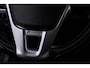 Volvo V60 2.0 T4 Business Sport R-Design | Trekhaak | Schuif-/Kanteldak | Org NL | Leer | Sportstoelen | Camera | Stoelverwarming