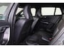 Volvo V60 T3 R-Design - Cruise control - Parkeersensoren achter - Navigatie - Trekhaak - 18' LMV