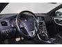 Volvo V60 T3 R-Design - Cruise control - Parkeersensoren achter - Navigatie - Trekhaak - 18' LMV