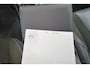 Volvo V60 T3 R-Design - Cruise control - Parkeersensoren achter - Navigatie - Trekhaak - 18' LMV