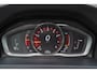 Volvo V60 T3 R-Design - Cruise control - Parkeersensoren achter - Navigatie - Trekhaak - 18' LMV