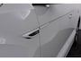 Volkswagen T-Roc 1.5 TSI R-Line | Trekhaak | Panoramadak | Digital Cockpit | CarPlay | Camera | Stoelverwarming |