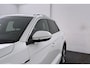 Volkswagen T-Roc 1.5 TSI R-Line | Trekhaak | Panoramadak | Digital Cockpit | CarPlay | Camera | Stoelverwarming |