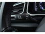 Volkswagen T-Roc 1.5 TSI R-Line | Trekhaak | Panoramadak | Digital Cockpit | CarPlay | Camera | Stoelverwarming |