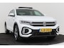 Volkswagen T-Roc 1.5 TSI R-Line | Trekhaak | Panoramadak | Digital Cockpit | CarPlay | Camera | Stoelverwarming |