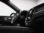 Volvo XC60 B5 250PK Mild Hybrid R-Design / Panoramisch Dak / Harman Kardon / 360gr Camera / Parkeerverwarming / Trekhaak / Head Up / BLIS / Adaptive Cruise / 4 Zone Climate Control /