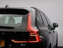 Volvo XC60 B5 250PK Mild Hybrid R-Design / Panoramisch Dak / Harman Kardon / 360gr Camera / Parkeerverwarming / Trekhaak / Head Up / BLIS / Adaptive Cruise / 4 Zone Climate Control /
