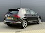 Volkswagen Tiguan 1.5 TSI ACT 150pk DSG Highline Business R | Panoramadak | Trekhaak | Navigatie