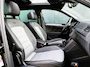Volkswagen Tiguan 1.5 TSI ACT 150pk DSG Highline Business R | Panoramadak | Trekhaak | Navigatie