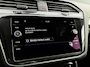Volkswagen Tiguan 1.5 TSI ACT 150pk DSG Highline Business R | Panoramadak | Trekhaak | Navigatie
