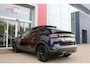 Citroën C4 1.2 Hybrid 145PK AUTOMAAT MAX | PANORAMA SCHUIF/KANTEL DAK | PACK TECHNO: (DRAADLOZE TELEFOONLADER, CAMERA VOOR + ACHTER, DRIVE ASSIST 2, ADAPTIVE CRUISE CONTROL MET STOP & GO, MISTLAMPEN VOOR) | VERWARMBARE VOORRUIT EN STUURWIEL | 18" LICHTMETALEN VELGEN "AMBER BLACK" | AMBIANCE ALCANTARA GREY BEKLEDING: (ELEKTRISCHE STOELVERSTELLING BESTUURDERSSTOEL, IN HOOGTE VERSTELBARE PASSAGIERSSTOEL, ELEKTRISCHE LENDESTEUN VERSTELLING OP VOORSTOELEN, MULTIPOINT MASSAGEFUNCTIE OP VOORSTOELEN) | ECLIPSE BLUE METALLIC | DODEHOE DETECTIE | AUTOMATISCH GROOTLICHT | KEYLESS ENTRY/START | VERKEERSBORDEN HERKENNING | PARKEERSENSOREN VOOR + ACHTER | EXTRA GETINTE ACHTERRUITEN | NAVIGATIE | DRAADLOZE APPLE CARPLAY/ANDROID AUTO | STOEL VERWARMING |