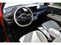 Fiat 500e 42KWh La Prima/ SOH 95%/Panoramadak/Leer/Verwarmde stoelen/Apple car play/JBL Speakers Wij zijn op afspraak geopend! Graag bellen voor uw komst.