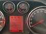 Opel Meriva 1.4 Turbo Cosmo van 2de Eig met trekhaak en parkeersensoren en navigatie en bluetooth en cruise controle en airco