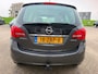 Opel Meriva 1.4 Turbo Cosmo van 2de Eig met trekhaak en parkeersensoren en navigatie en bluetooth en cruise controle en airco