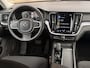 Volvo V60 2.0 B3 Core NL-Auto Panodak / Trekhaak / Camera / Harmen/Kardon / All Season