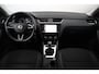 Skoda Octavia Combi 1.0 TSI Greentech Business Edition Trekhaak Navigatie Carplay Android Climate Cruise Control LED LMV Cruise Control